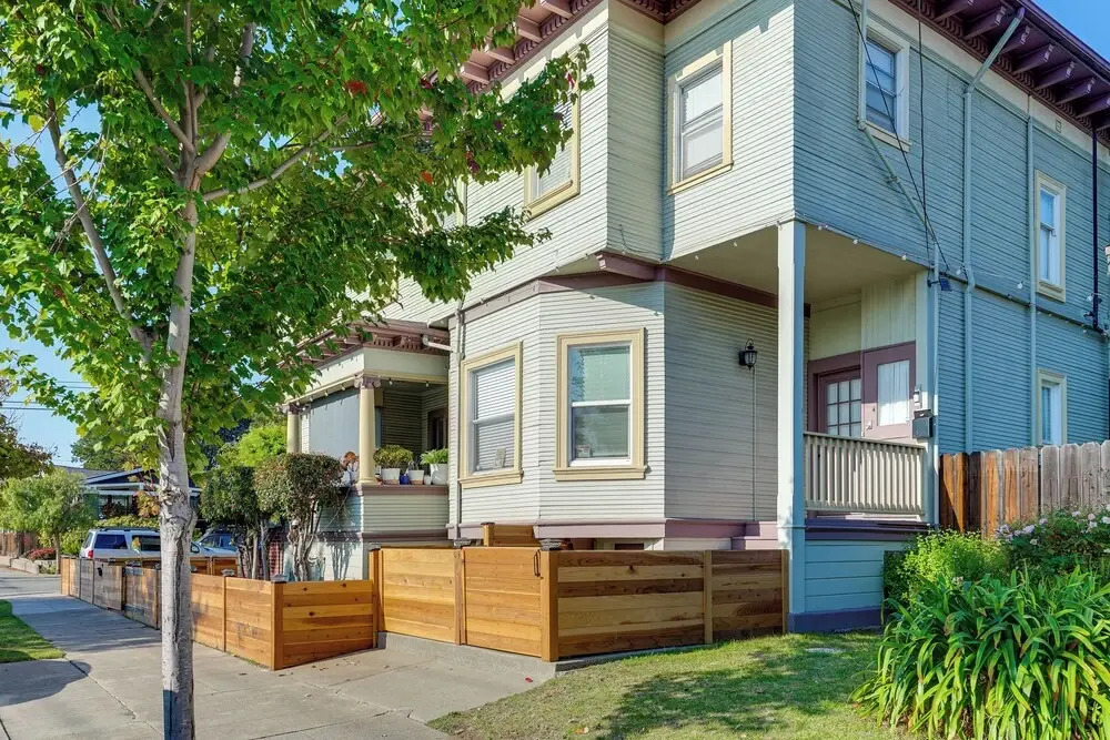 Pet-friendly Condo < 2 Mi to Alameda Beach!