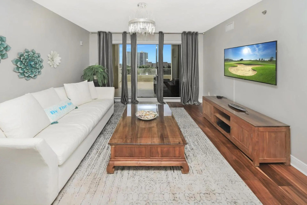 Ariel Dunes 302