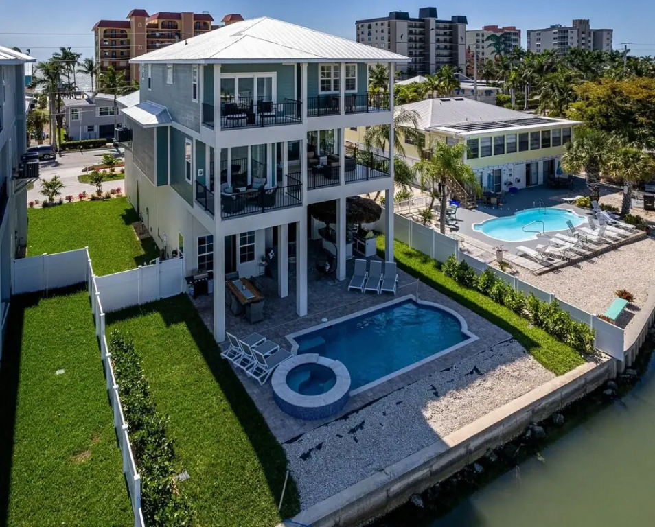 607 Estero Bliss on the Bay by Coastal Vacation Properties