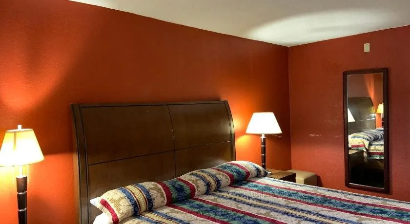 OYO Hotel Memphis Oakville