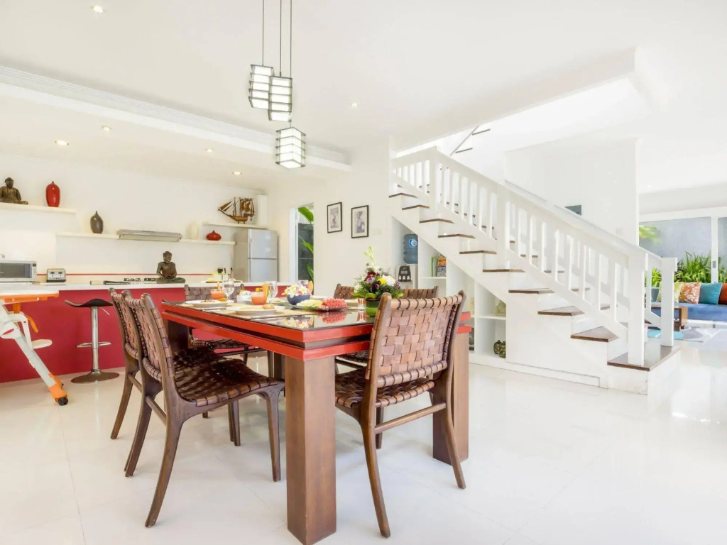 Villa Alun by Villa Finder