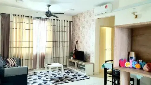 Leezahomestay