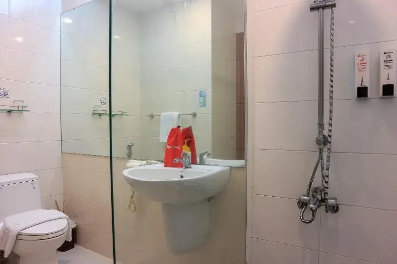Reddoorz Near Nguyen Hue Walking Street 3