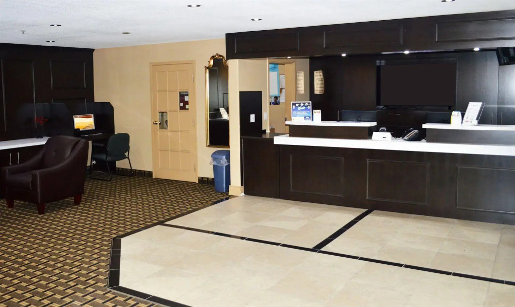 Spark By Hilton Woodstock