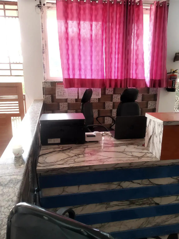Hotel R. K. GRAND LUCKNOW