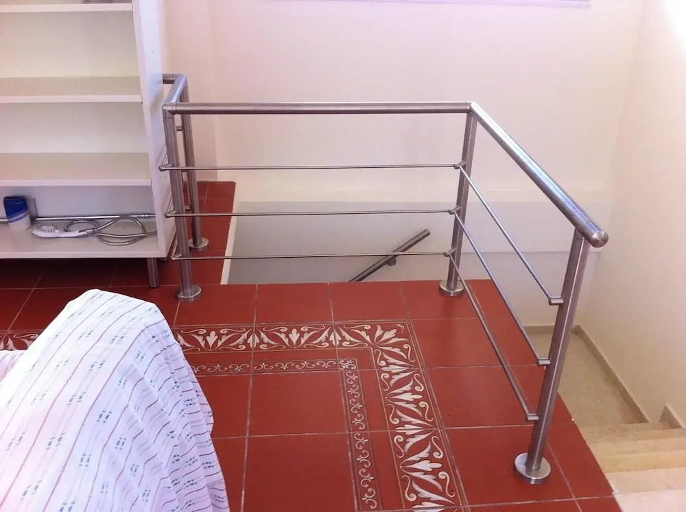 House with 2 Bedrooms in Anavissos, with Wonderful Sea View, Furnished Balcony And Wifi