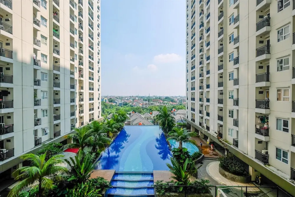 Comfort and Simply Studio Cinere Resort Apartment