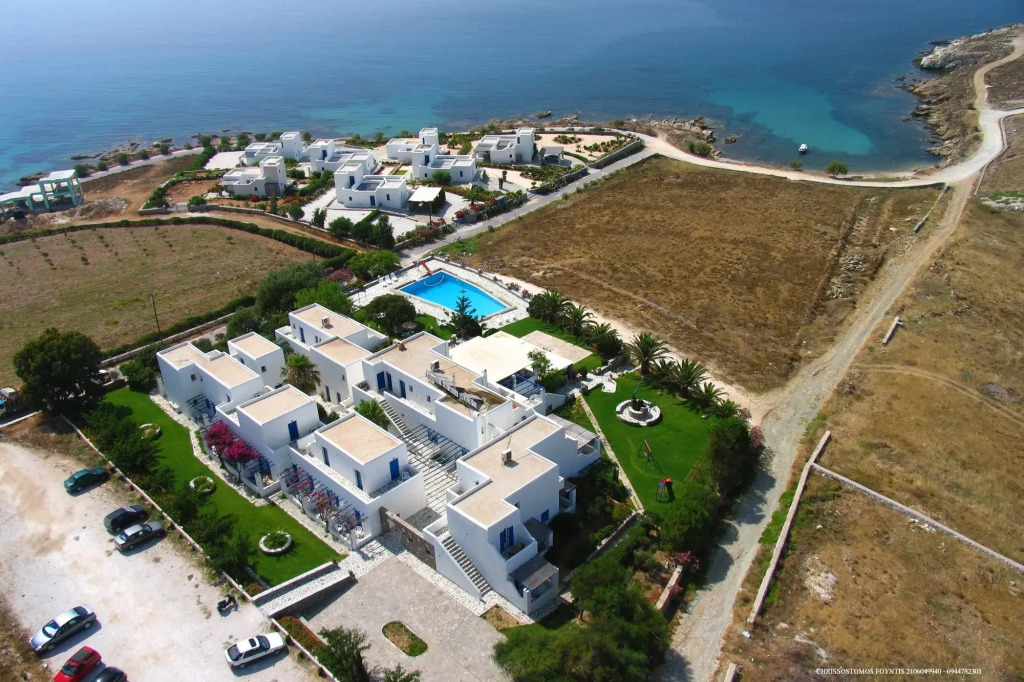 Silver Rocks Hotel