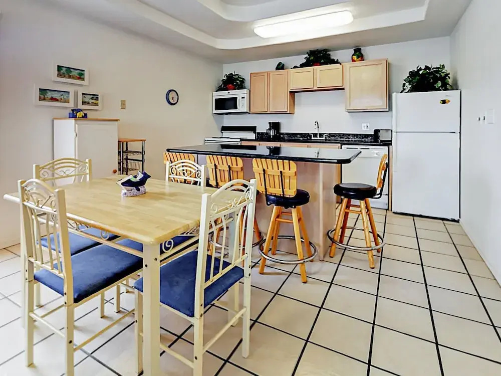 120 E Marlin Street Duplex Unit A 2 Bedrooms 2 Bathrooms Duplex