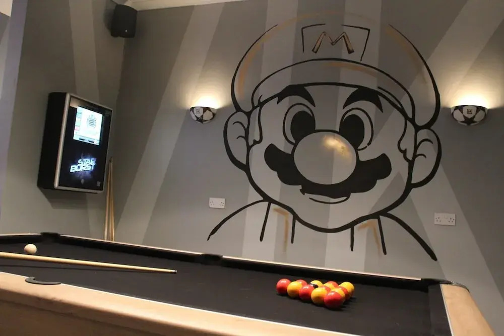 Marviks Sports Bar and Grill