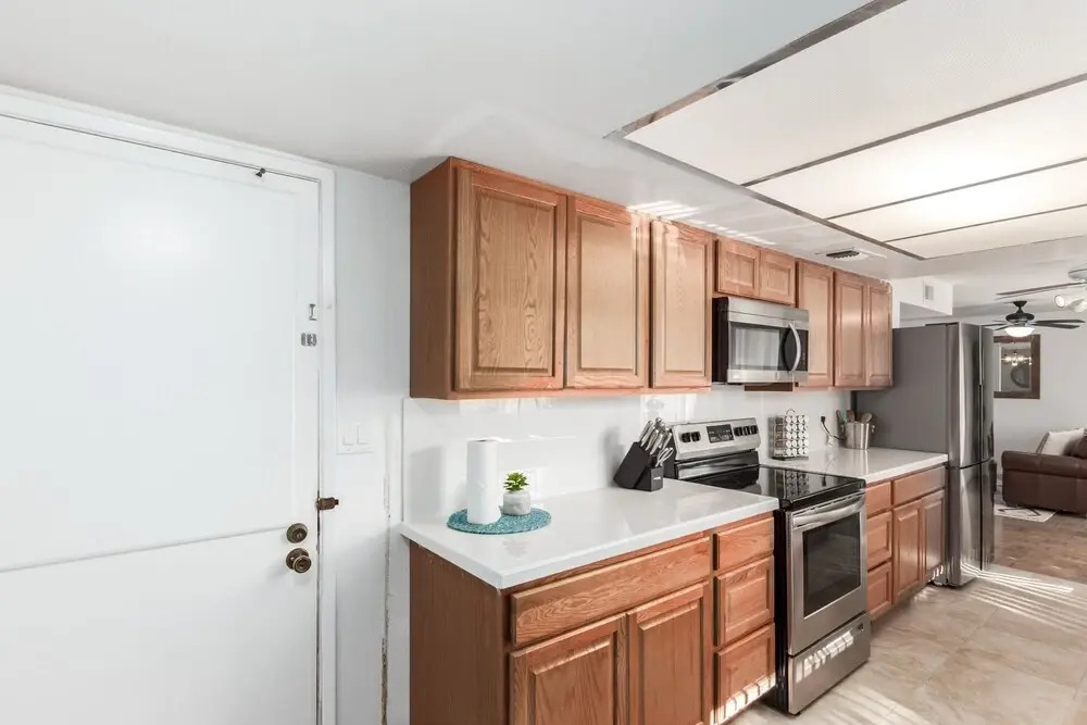 29th Phoenix 4 Bedroom Home by Redawning