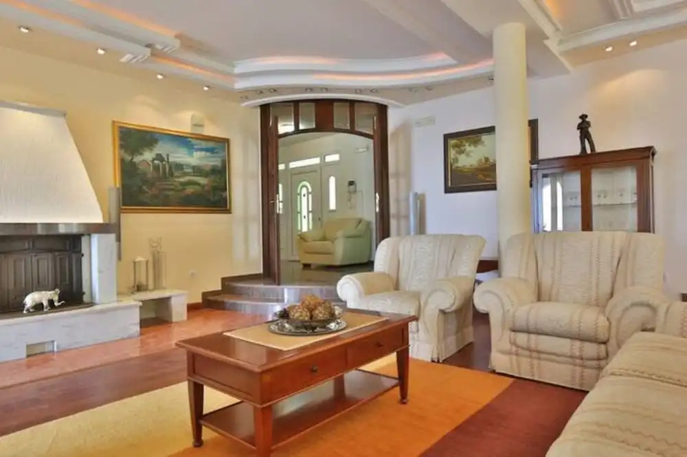 Royal Holiday Apartments Sveti Stefan