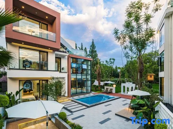 Guiyin Qingcheng Villa · Valley Garden Private Hot Spring Detached Villa