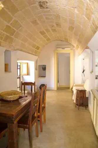 Cà Mì Apartment