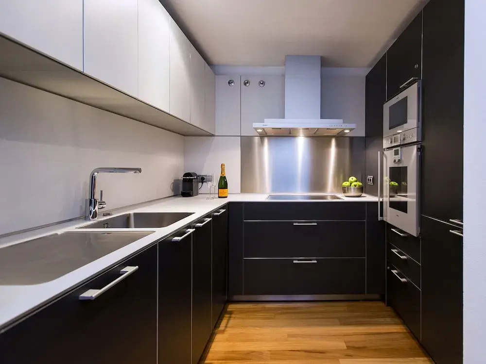 Fewdays Barcelona Apartments