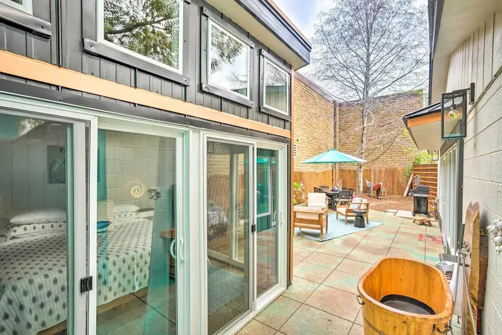 Luxury Spa Retreat: Private Courtyard & More!