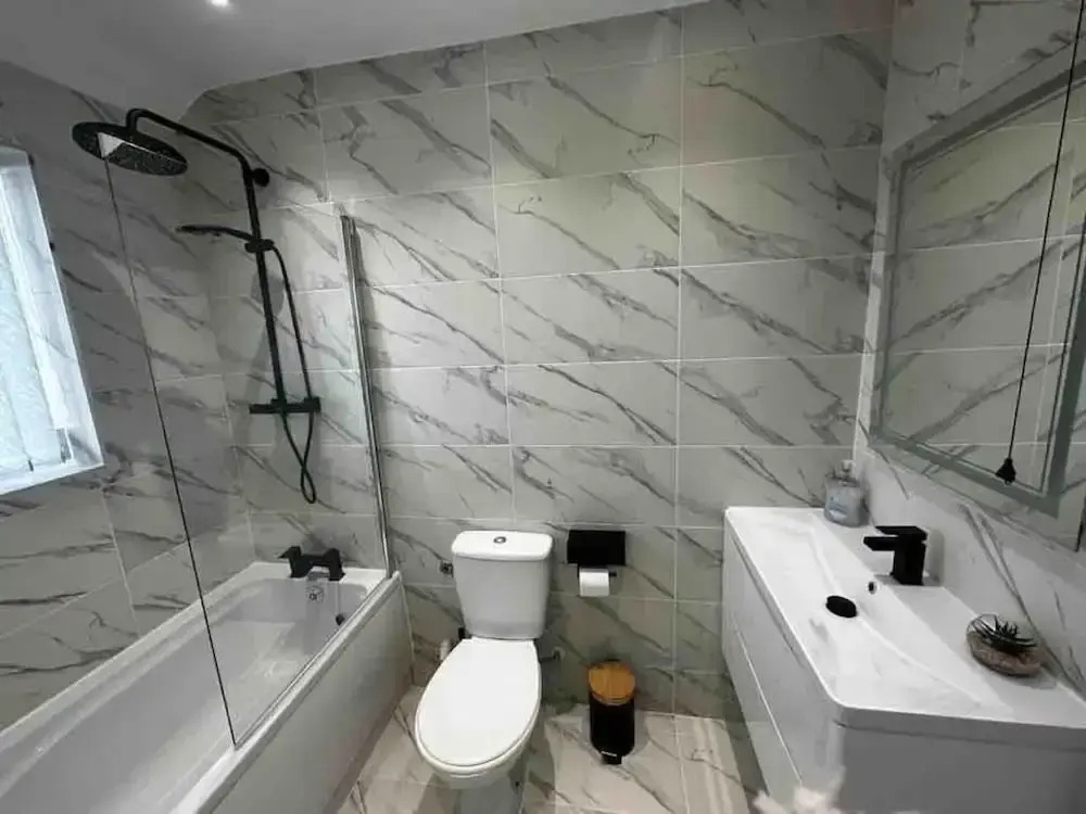 Lovely 3-bed House Near Birmingham Airport & Nec