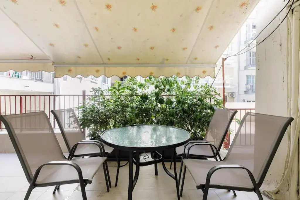 Lassani cozy and quiet, 2 bedroom apartm with spacious balcony