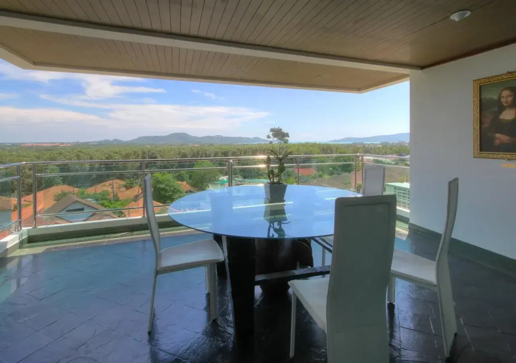 Penthouse Gallery Luxury Service Apartment