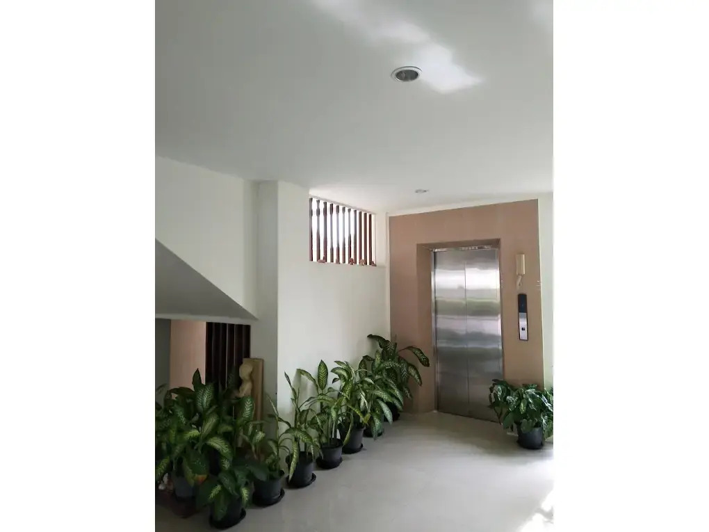 P. Place Service Residence