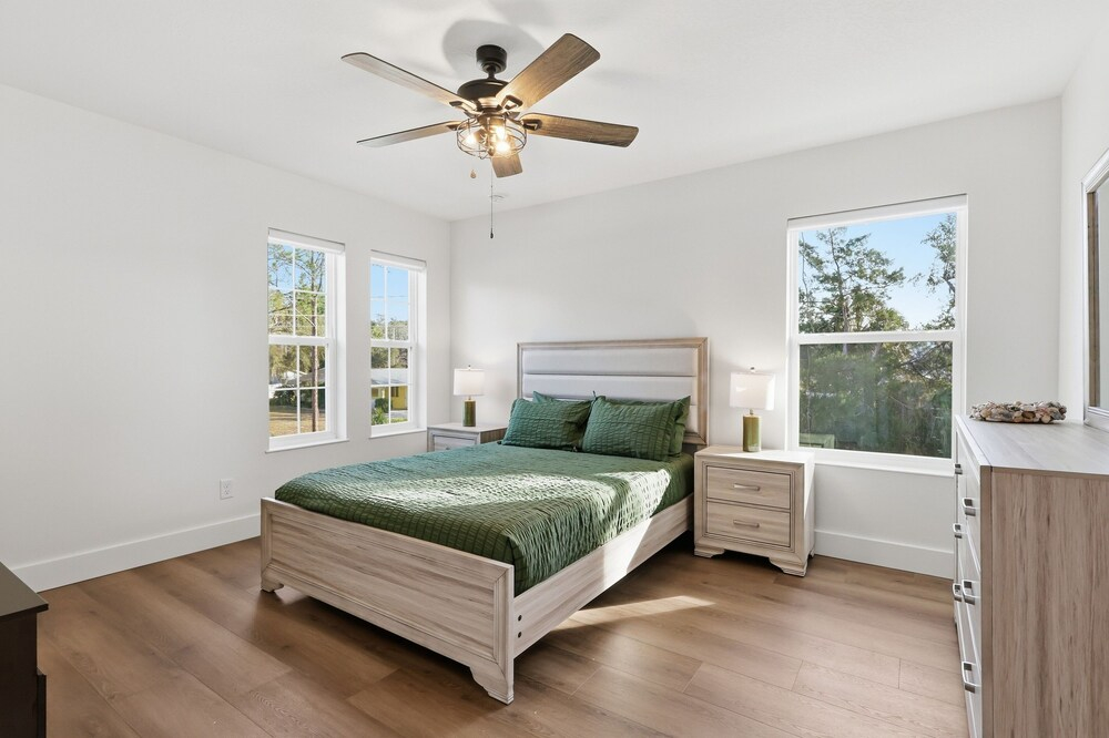 Modern Mount Dora Escape Style And Sunshine 4 Bedroom Home