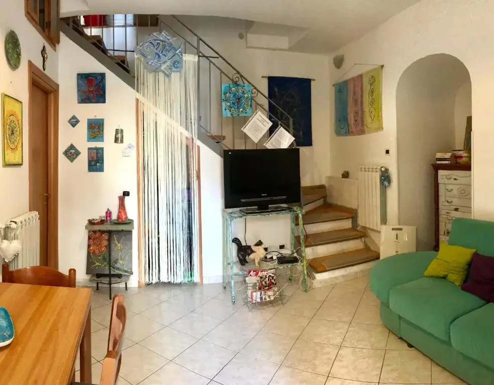 Little art house