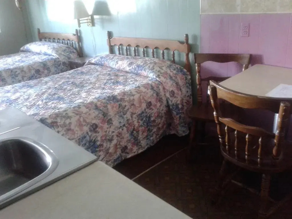 Normans Motel