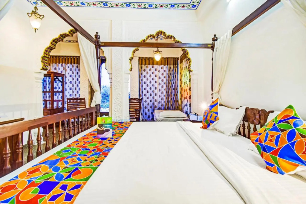 Fabhotel Shree Villas