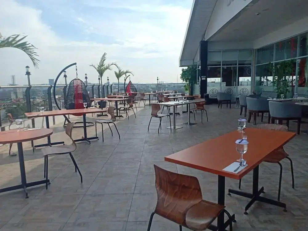 Sonaview Hotel