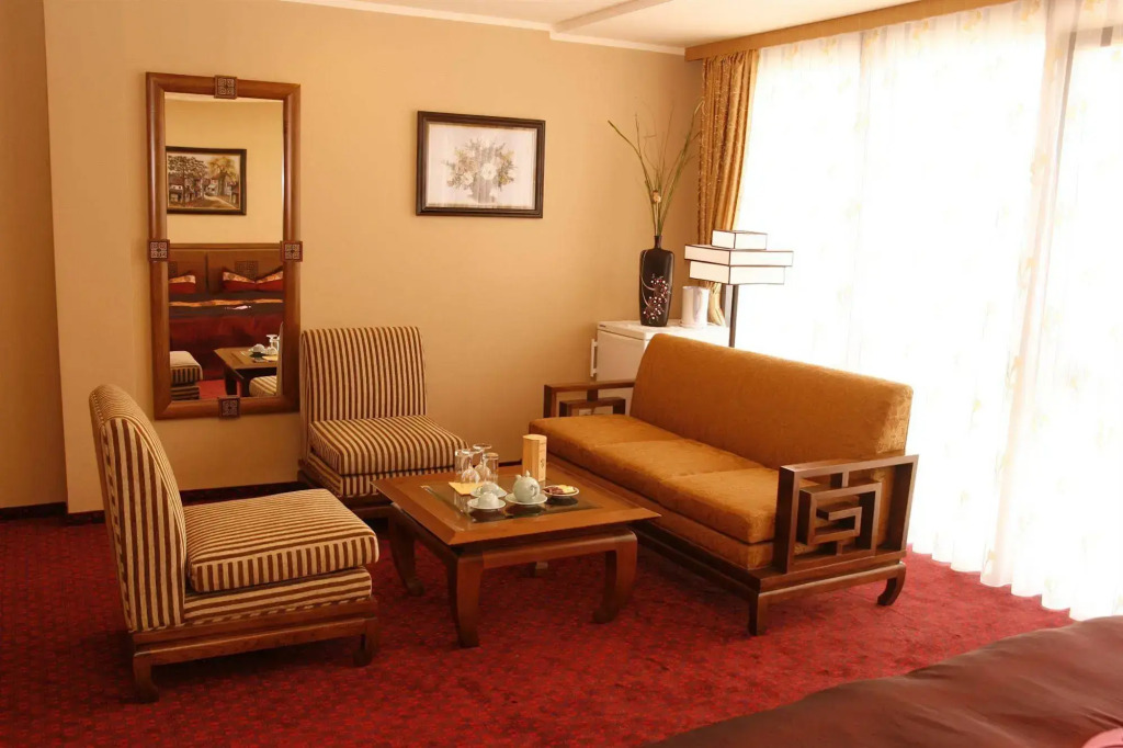 Halong Hotel