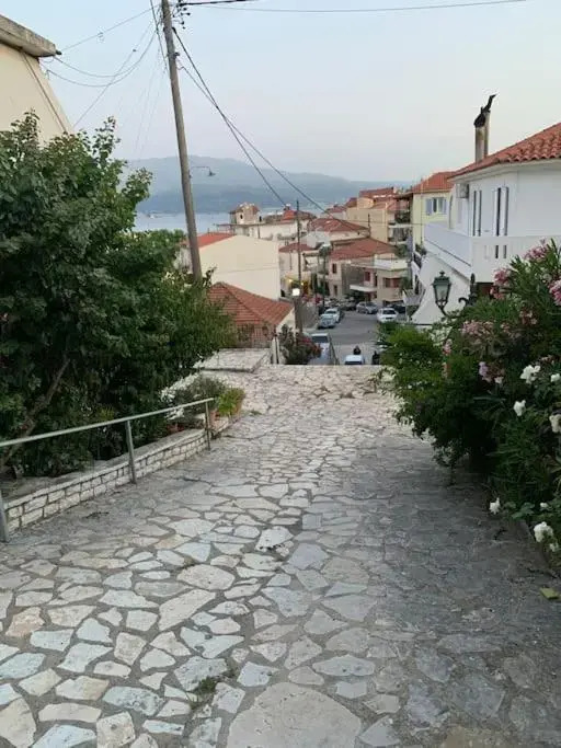 Cozy little house close to the port