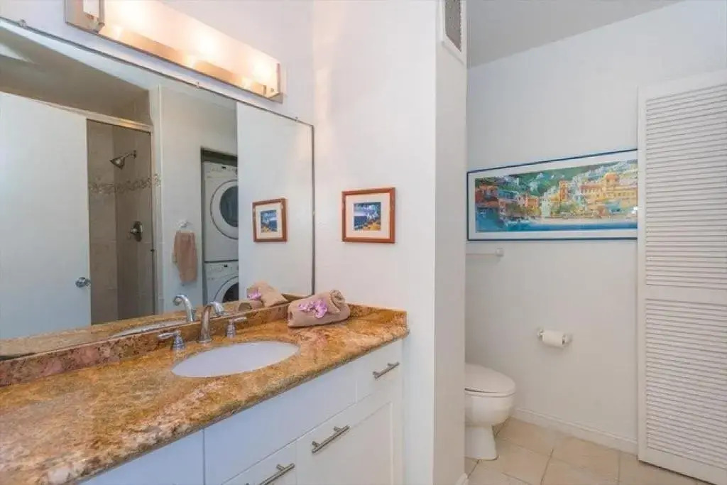 Hale Kania Kai - Surf & Racquet 3302 top floor 3bd/2bth