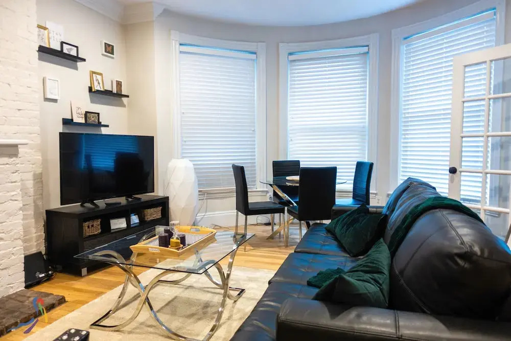 Spacious Suites in the Heart of Back Bay