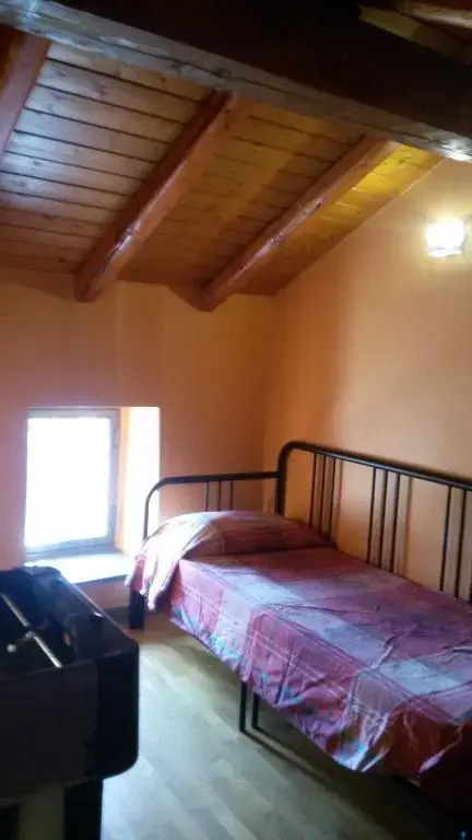 34 Via Cillei