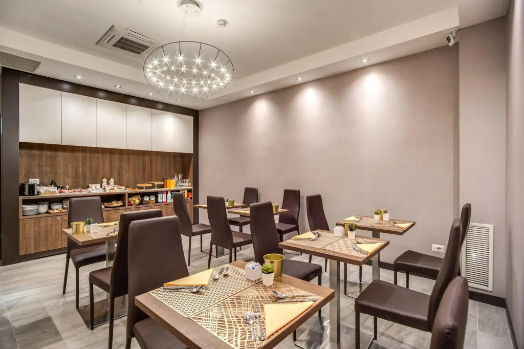 MZ HOTEL