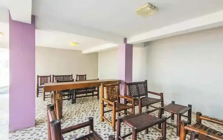 Baru Dua Beach Hotel and Restaurant