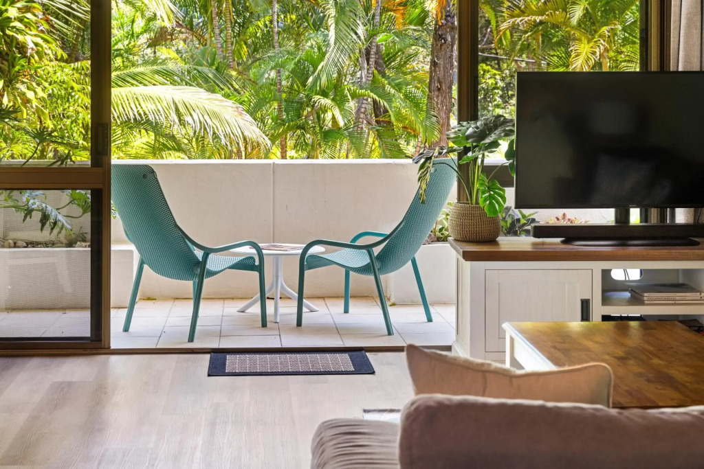 Tea Trees Apartment 6, Little Cove