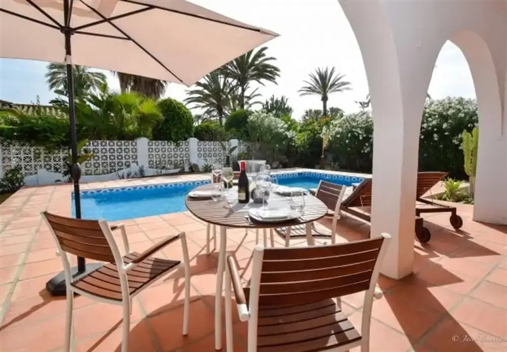 Cutest Beach Villa - 30 M To Beach