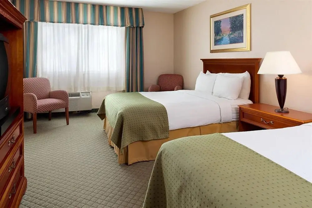 Holiday Inn Hotel & Suites Bettendorf