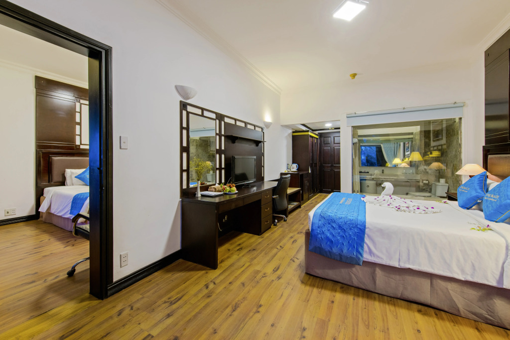 River Beach Resort & Residences