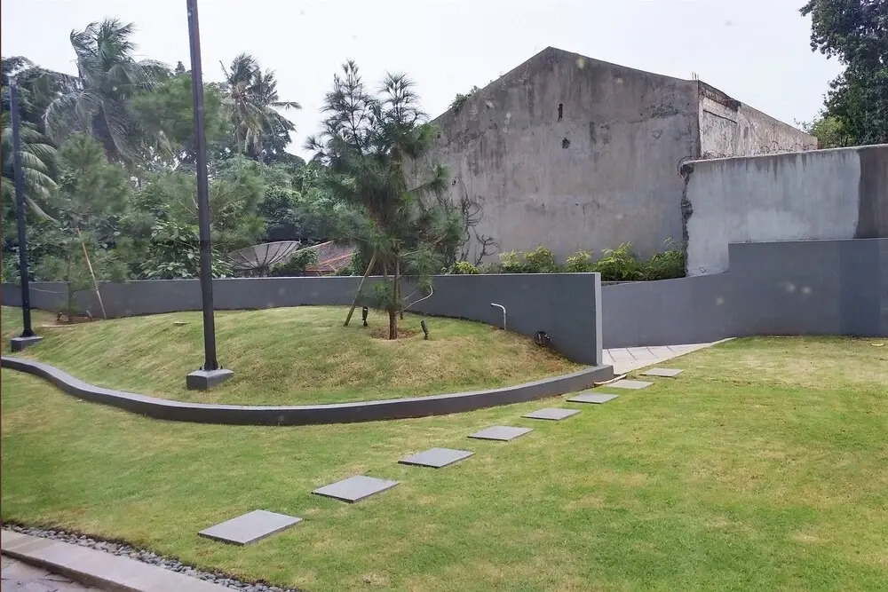 Direct Pool Access Lavenue Apartment