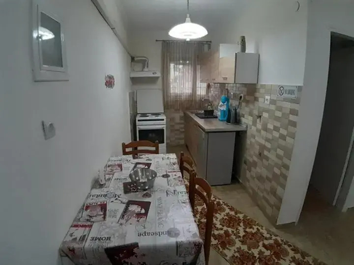 kosta's apartment 2
