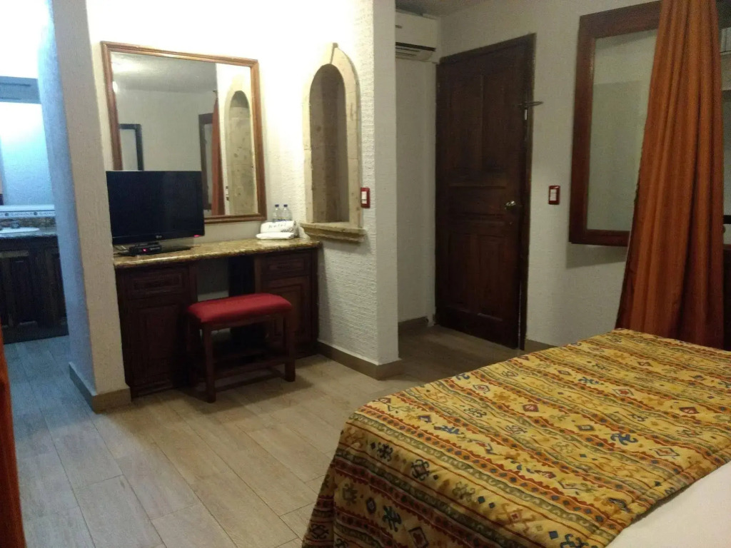 Hotel Don Quijote Plaza - Guadalajara Centro Historico