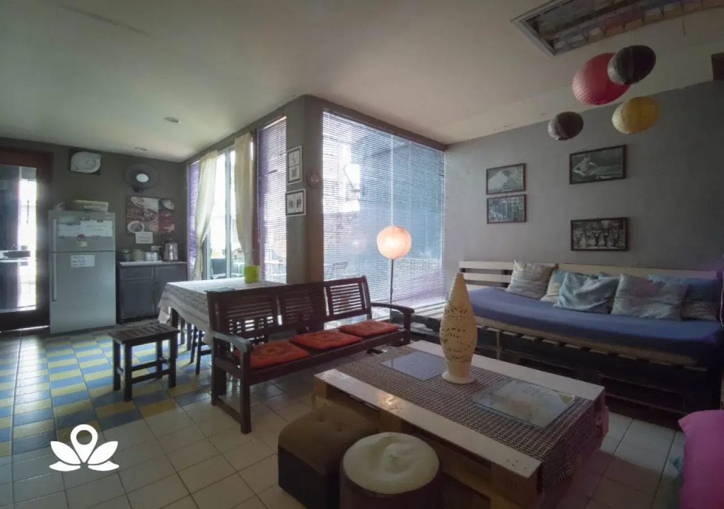 Le Nomade Hostel & Cafe