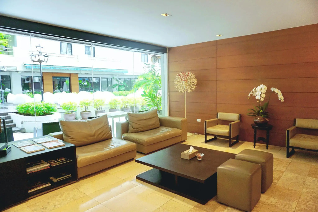 S33 Compact Sukhumvit Hotel