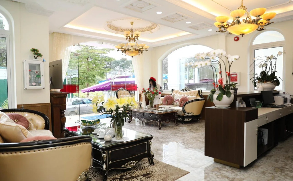 Sugar Land Villa Hotel