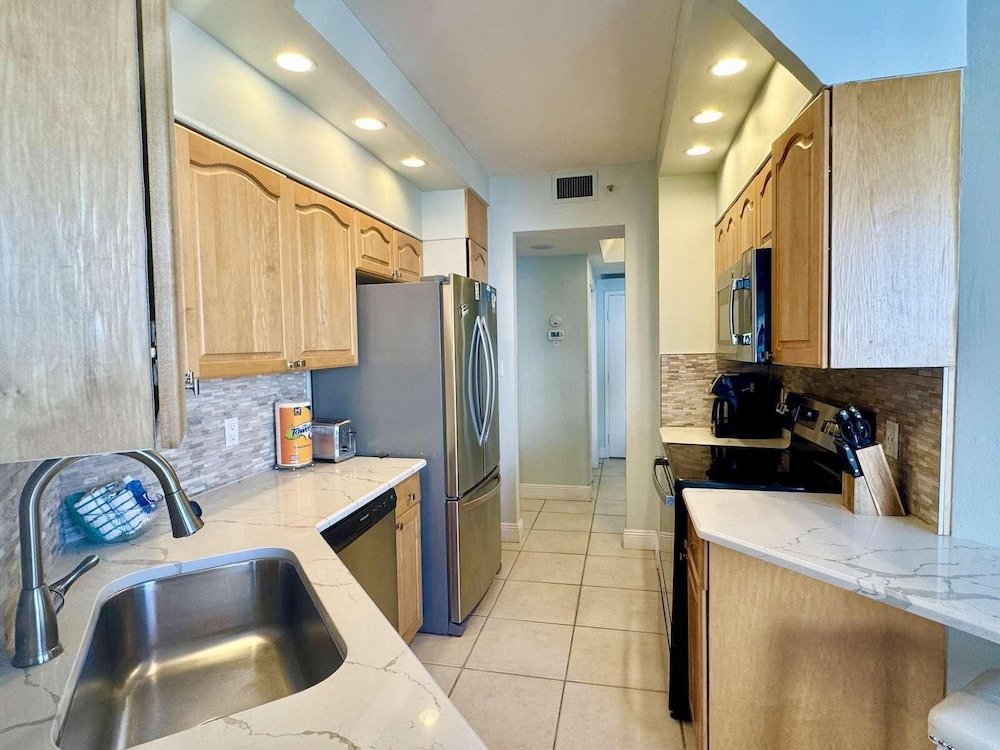 Surfside Resort #410