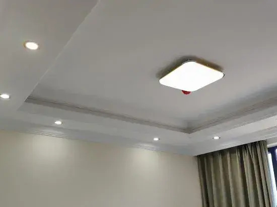 Dongxing Xinlongyuan Hotel