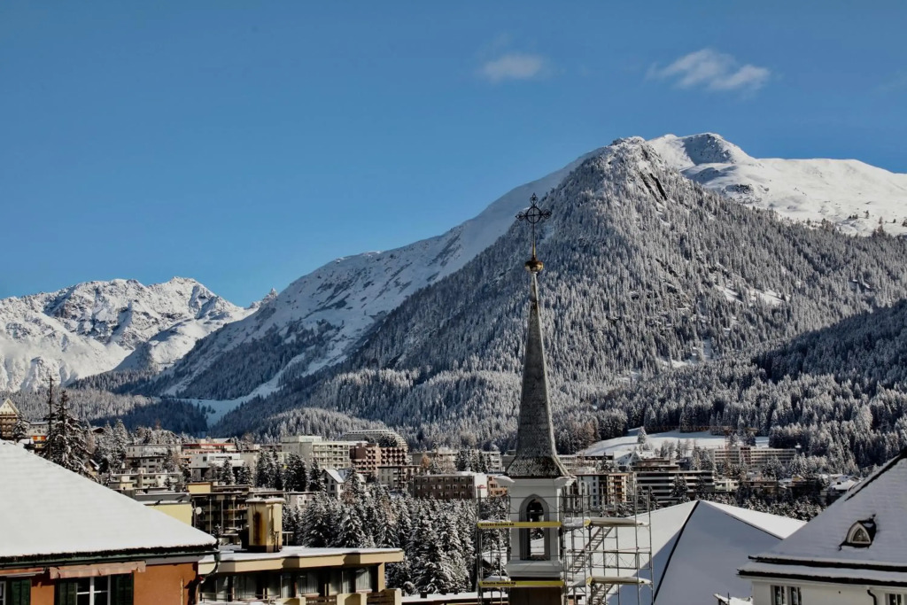 New renovated apartment in center of Davos