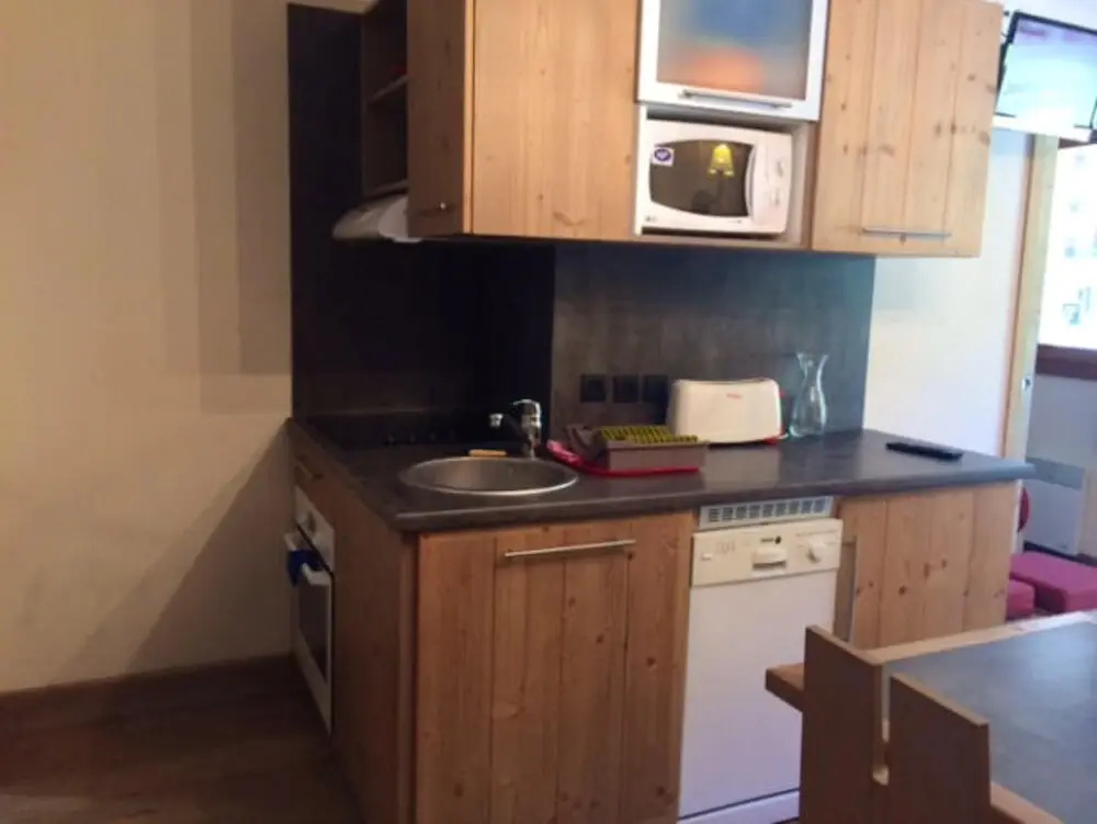 Apartment With one Bedroom in Risoul, With Wonderful Mountain View, Shared Pool, Furnished Balcony